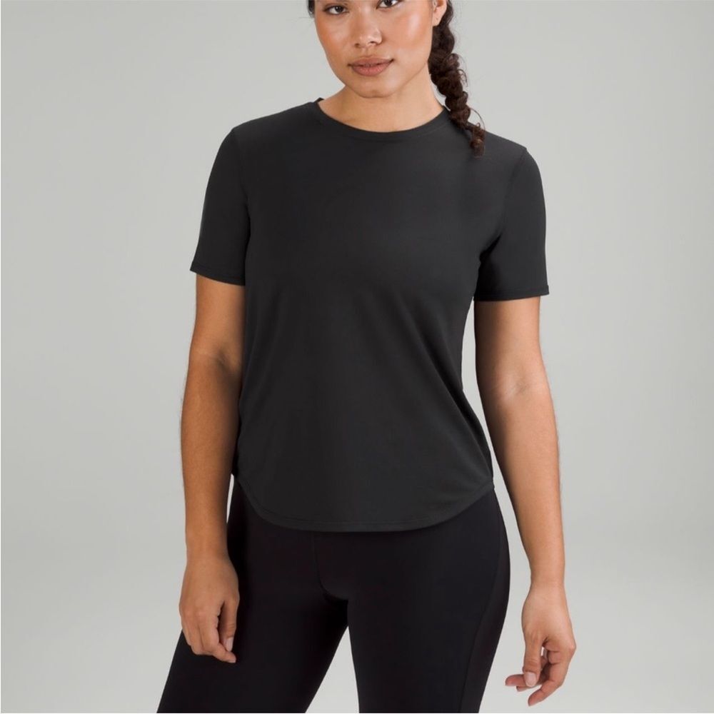 Lululemon Black High-Neck Running and Training T-Shirts Women Size 6